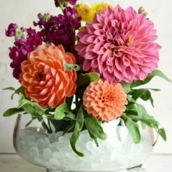 10" Lily Glass Footed Bowl