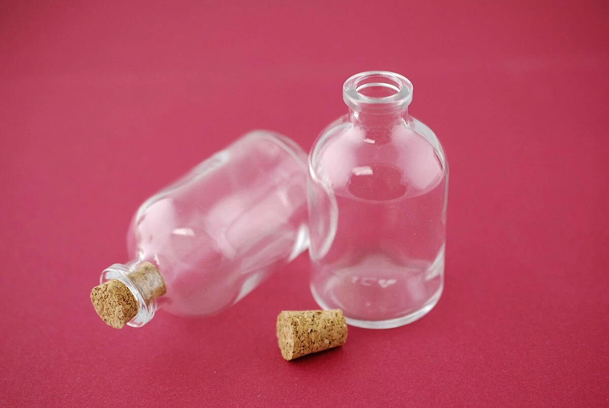 Mini Glass Bottles With Cork 30ml 3in (Pack Of 10) 2 Mini Glass Bottles With Cork 30ml 3in (Pack Of 10) - Image 2