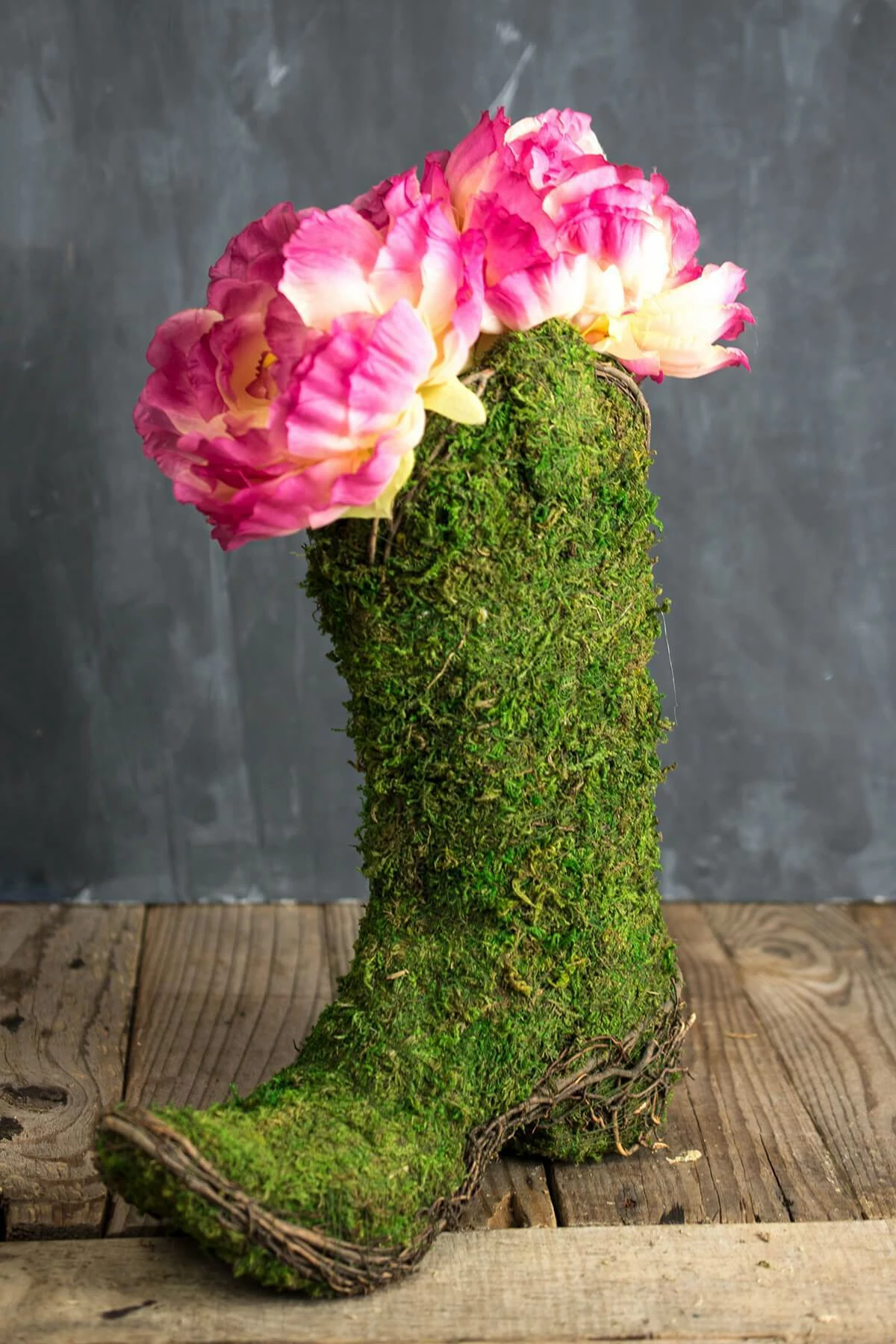 Natural Preserved Moss Cowboy Boot Topiary Pot 1 Natural Preserved Moss Cowboy Boot Topiary Pot